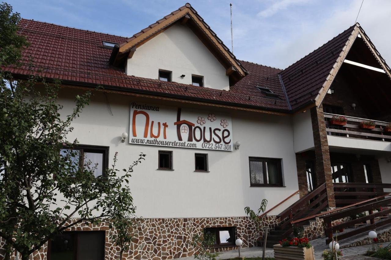 Nut House Retezat Hotel Nucsoara  Exterior foto